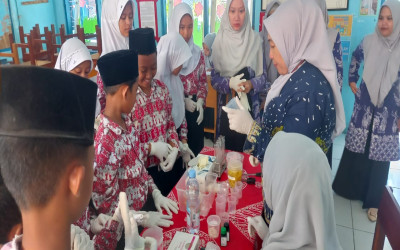 Pelatihan Seru Bareng BPOM Semarang: Siswa MIS Muhammadiyah Semampir Jadi Konsumen Cerdas!